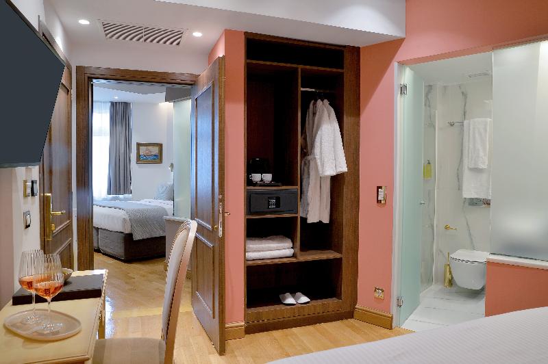 Acropolian Spirit Boutique Hotel - Oda