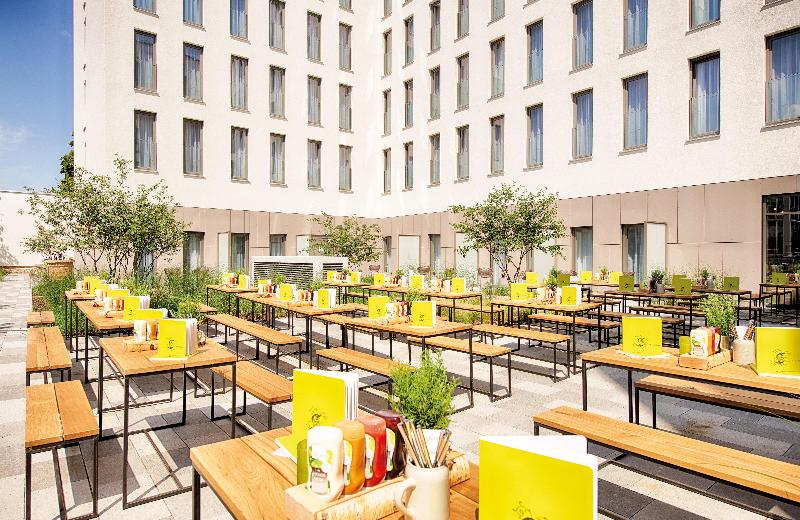 NYX Hotel Munich by Leonardo Hotels - Teras