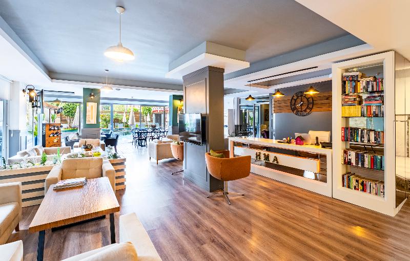 H.M.A. Hotel & Suites - Lobi