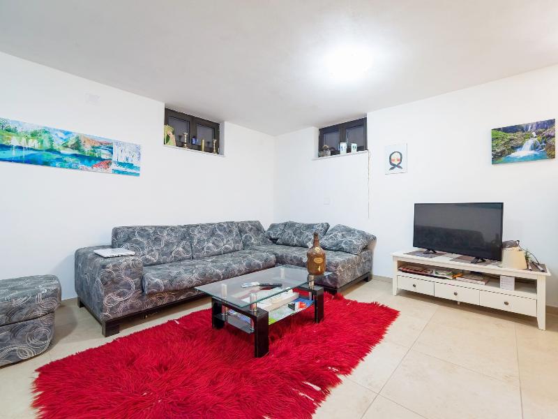 House Zeljko - Lobi