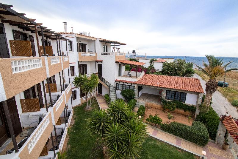 Irilena Apartments Gournes by Checkin - Genel