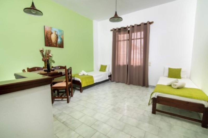 Irilena Apartments Gournes by Checkin - Oda