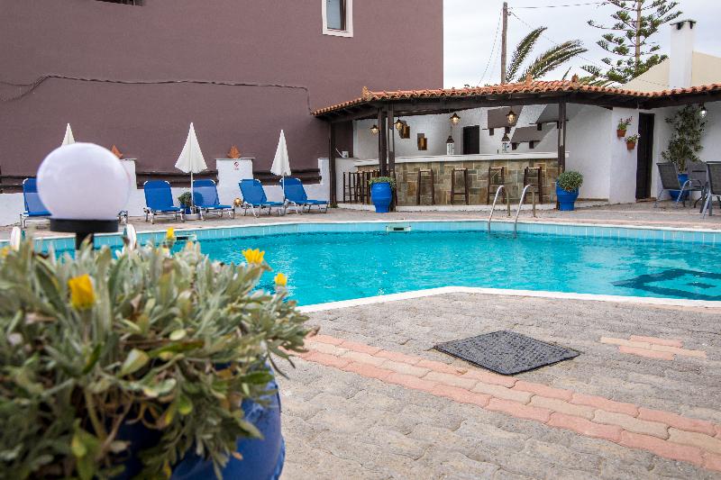 Irilena Apartments Gournes by Checkin - Havuz