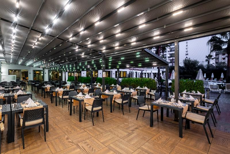 The Raga Side Adult Only - Restoran