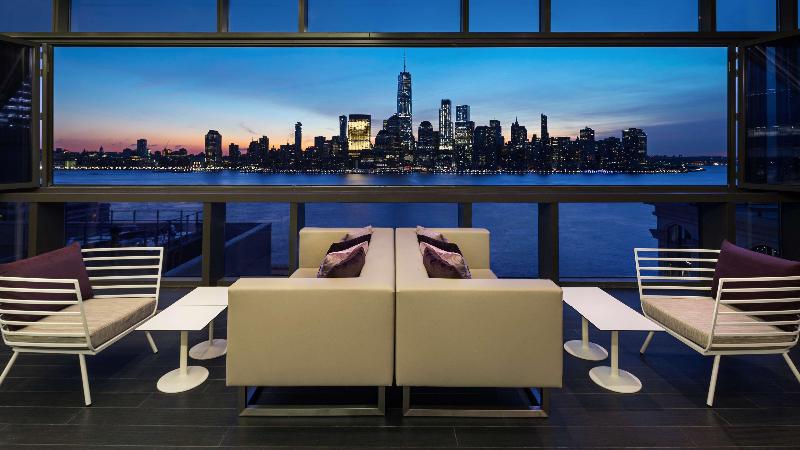 Hyatt House Jersey City Hotel - Bar