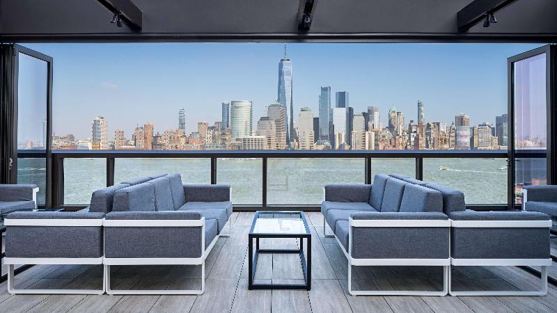 Hyatt House Jersey City Hotel - Bar