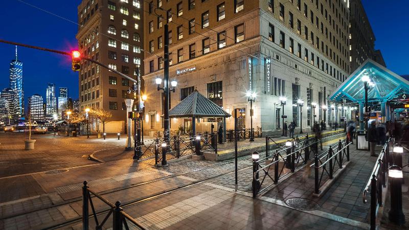 Hyatt House Jersey City Hotel - Genel