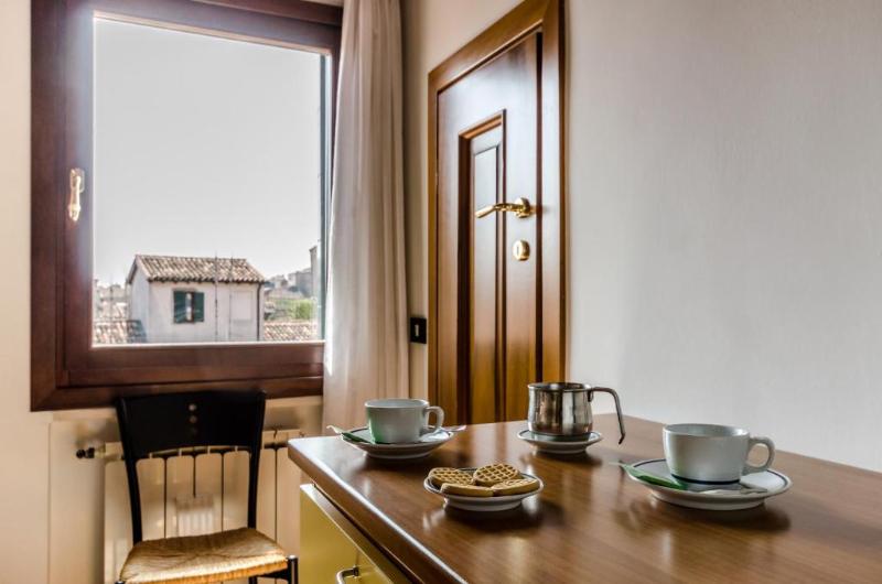 Venice Apartments - Oda
