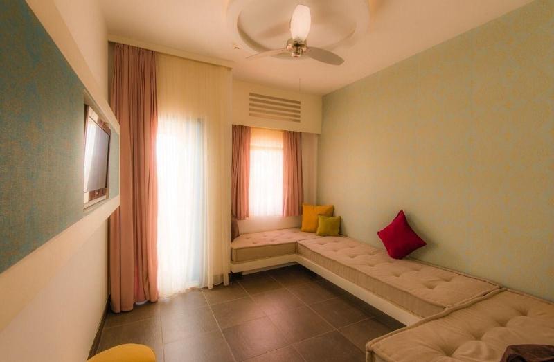 La Brezza Suite & Hotel - Oda