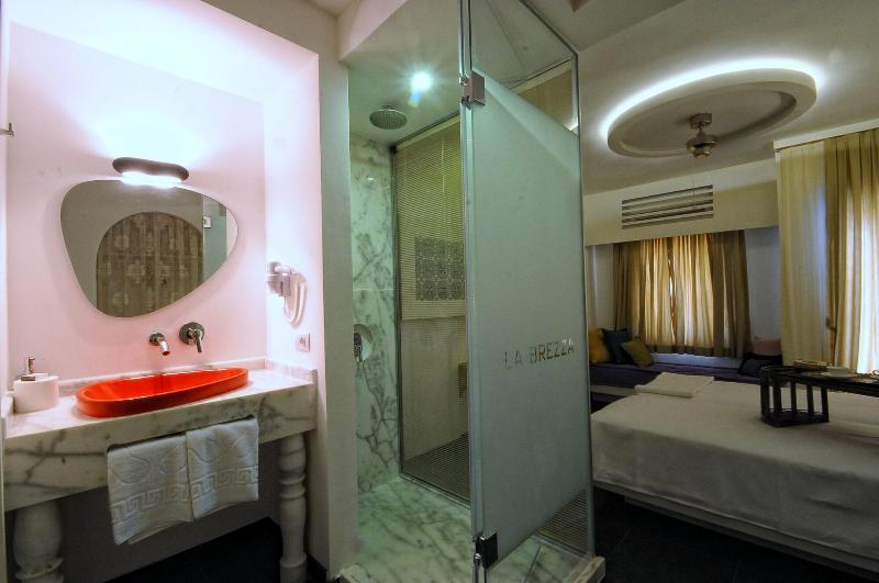 La Brezza Suite & Hotel - Oda