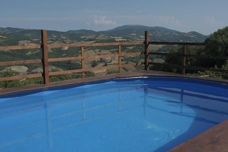 Castello di Giomici - Havuz