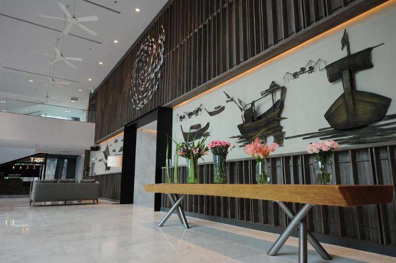 Oakwood Hotel and Residence Sri Racha - Lobi