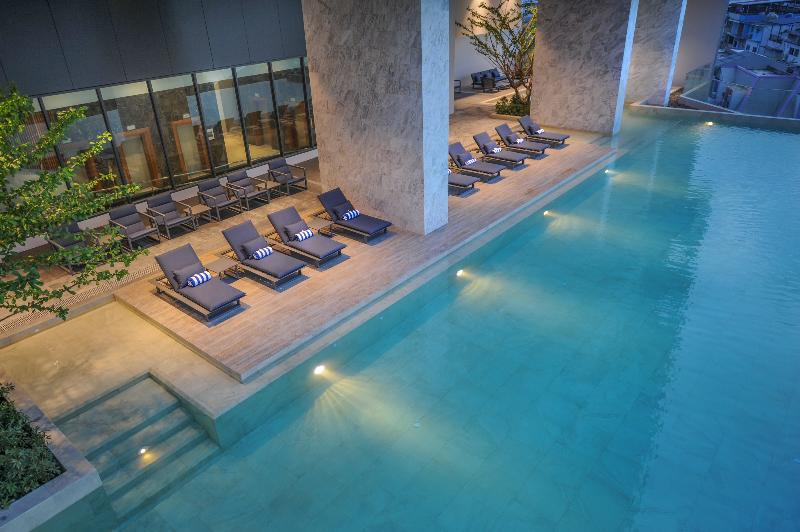 Oakwood Hotel and Residence Sri Racha - Havuz