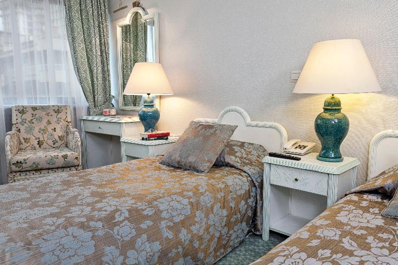 Apart Hotel Best - Oda