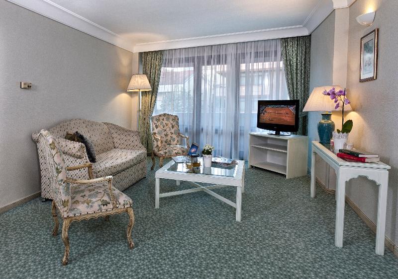 Apart Hotel Best - Oda