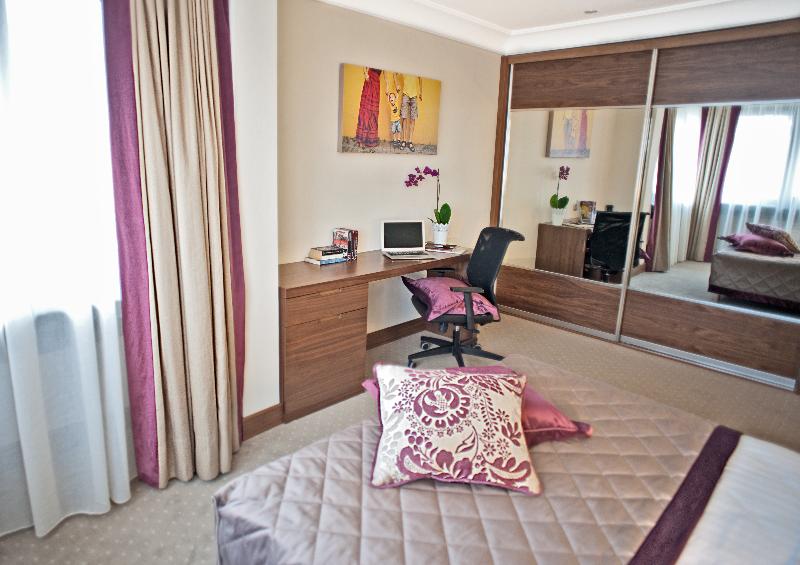 Apart Hotel Best - Oda