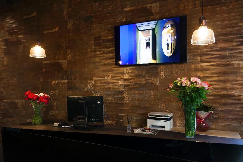 VH Premier As Tirana Hotel - Lobi