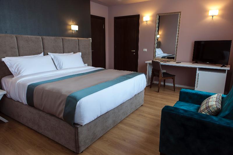 VH Premier As Tirana Hotel - Oda