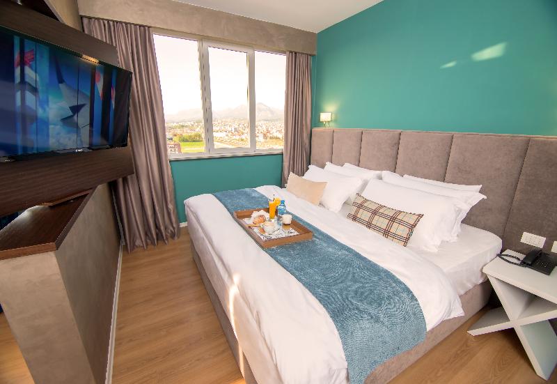 VH Premier As Tirana Hotel - Oda