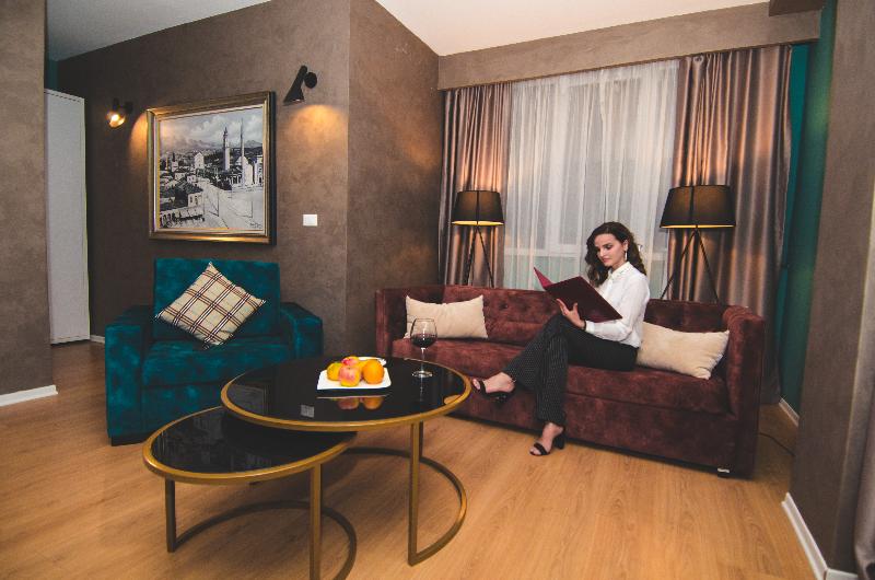 VH Premier As Tirana Hotel - Oda