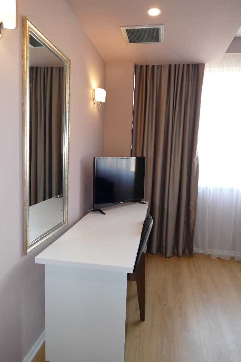 VH Premier As Tirana Hotel - Oda