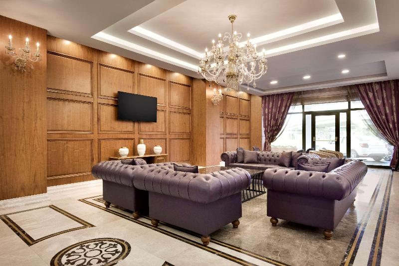 Ramada By Wyndham Yalova - Lobi