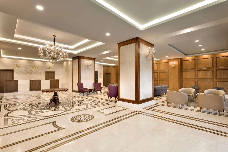 Ramada By Wyndham Yalova - Lobi