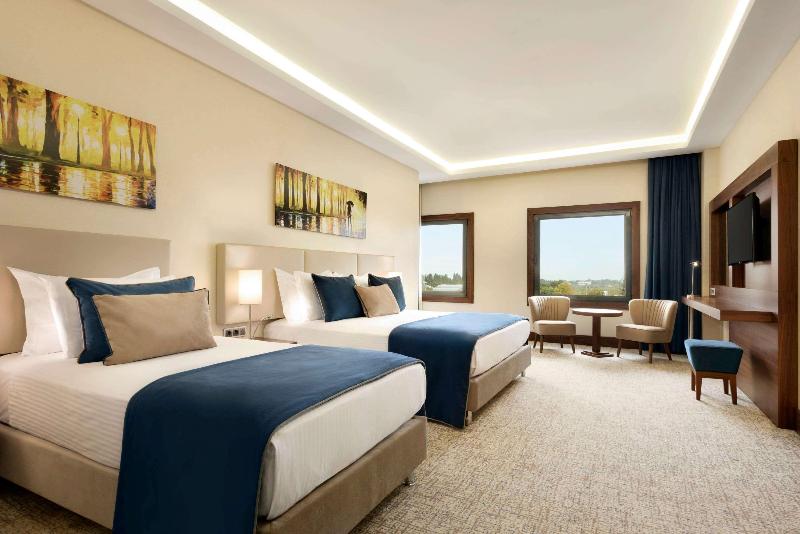 Ramada By Wyndham Yalova - Oda