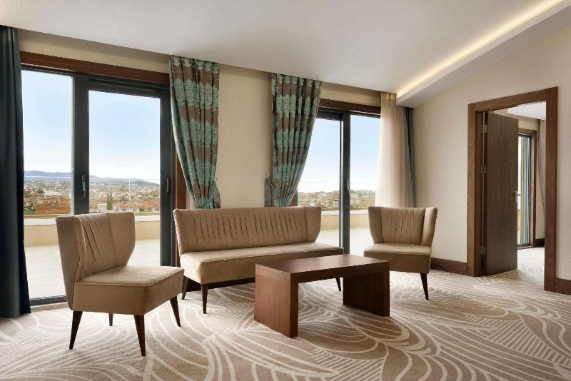 Ramada By Wyndham Yalova - Oda