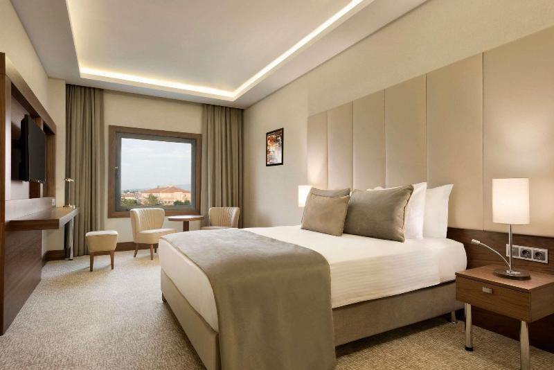 Ramada By Wyndham Yalova - Oda