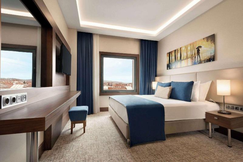 Ramada By Wyndham Yalova - Oda