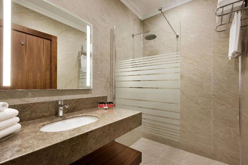 Ramada By Wyndham Yalova - Oda