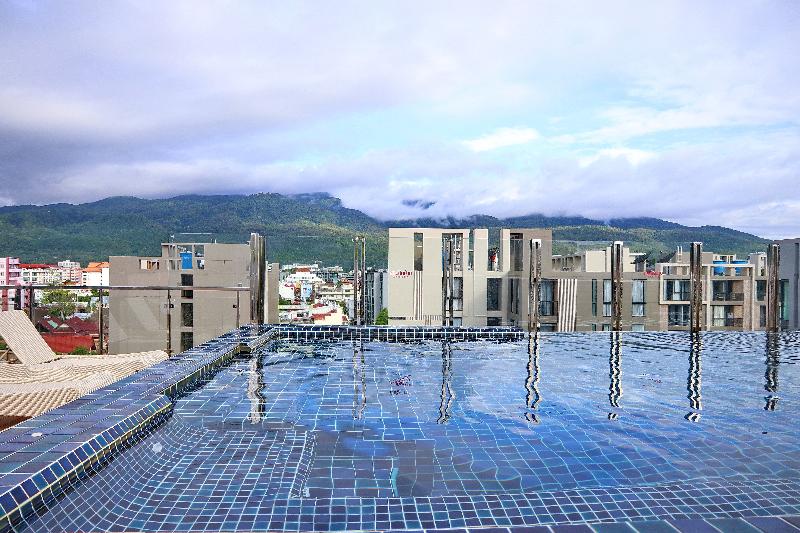 Stay with Nimman Chiang Mai - Havuz