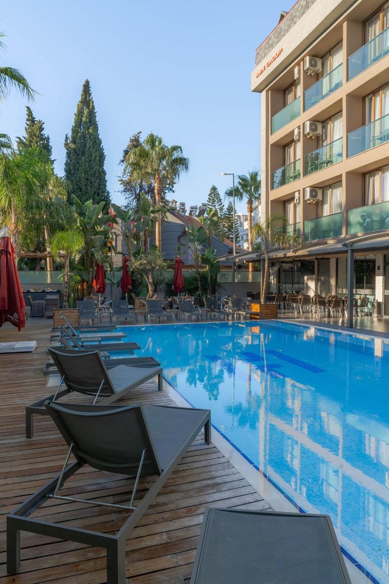 Laren Family Hotel & Spa - Havuz