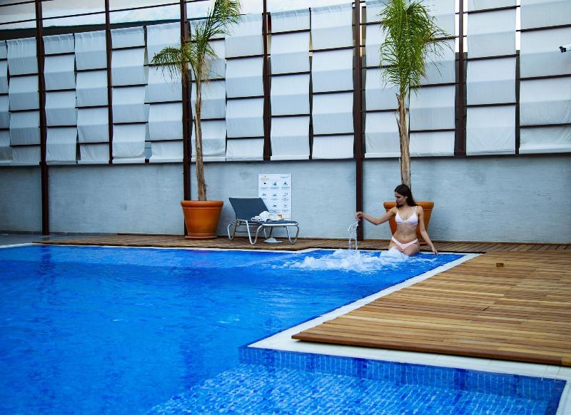 Laren Family Hotel & Spa - Havuz