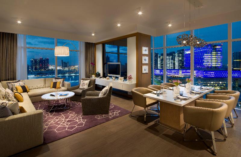 Beach Rotana Residences - Oda