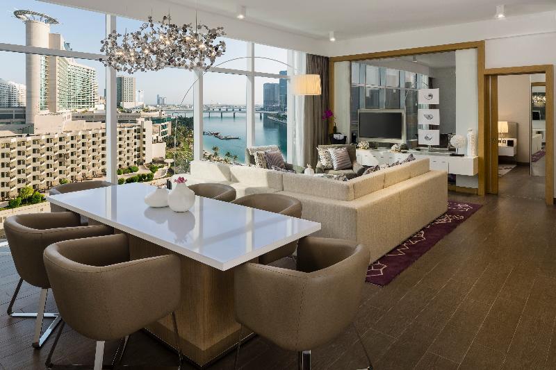 Beach Rotana Residences - Oda