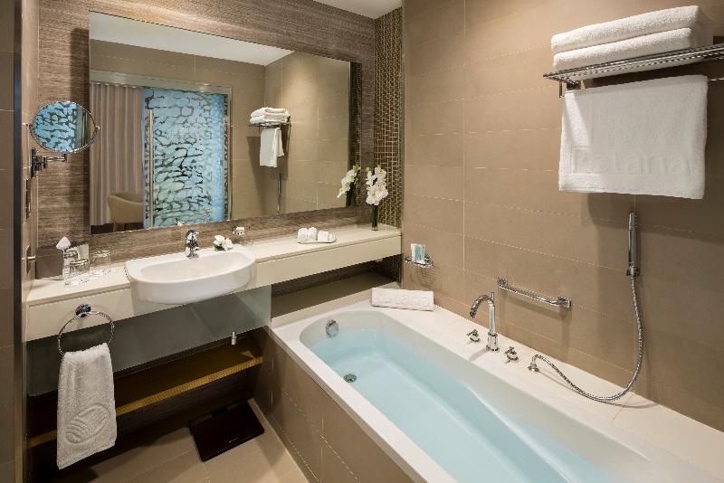 Beach Rotana Residences - Oda