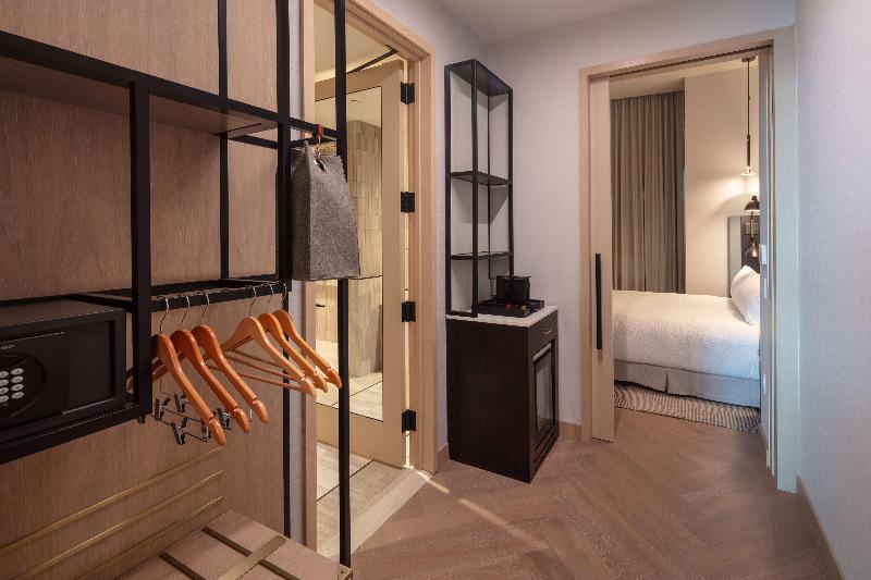 Tempo by Hilton New York Times Square - Oda