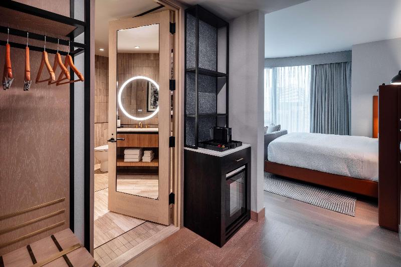 Tempo by Hilton New York Times Square - Oda