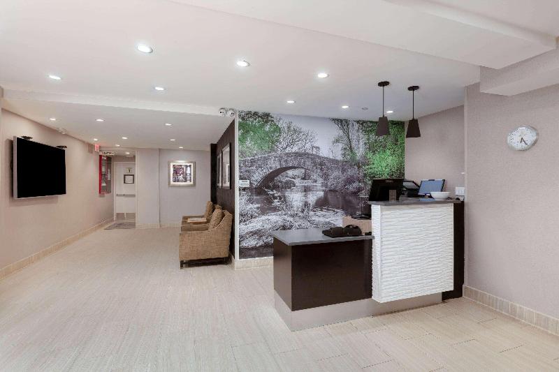 La Quinta Inn & Suites New York City Central Park - Lobi