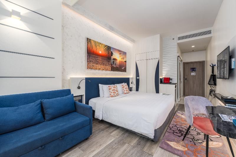Hotel Clover Patong Phuket - Oda