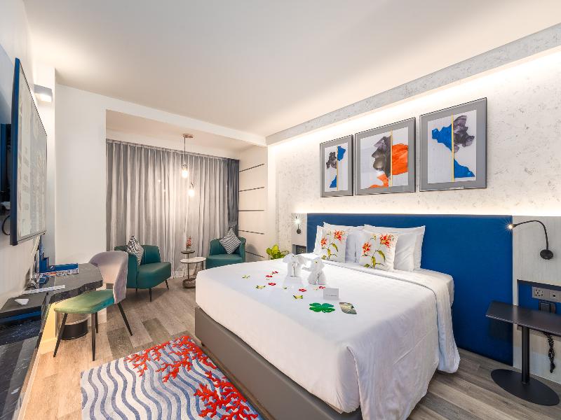 Hotel Clover Patong Phuket - Oda