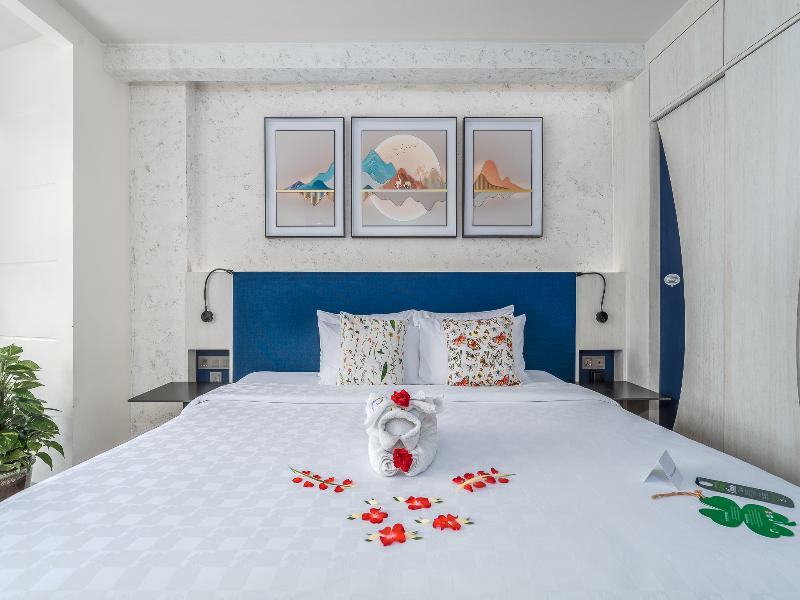 Hotel Clover Patong Phuket - Oda