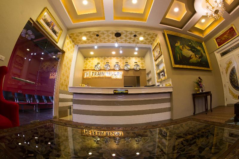 The Train Resort - Sauna & Spa - Lobi