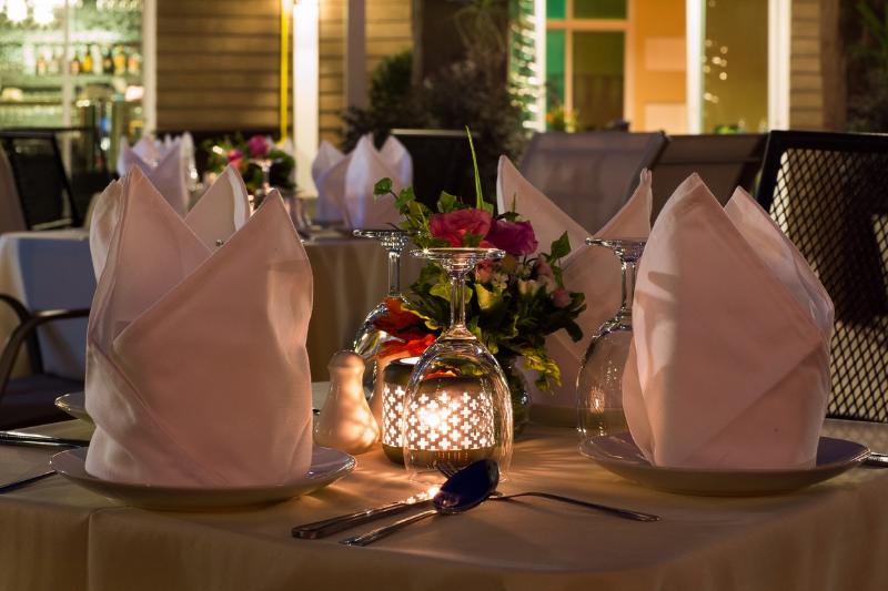 The Train Resort - Sauna & Spa - Restoran