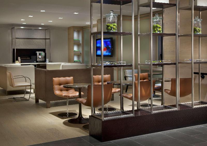 Hyatt Grand Central New York - Bar