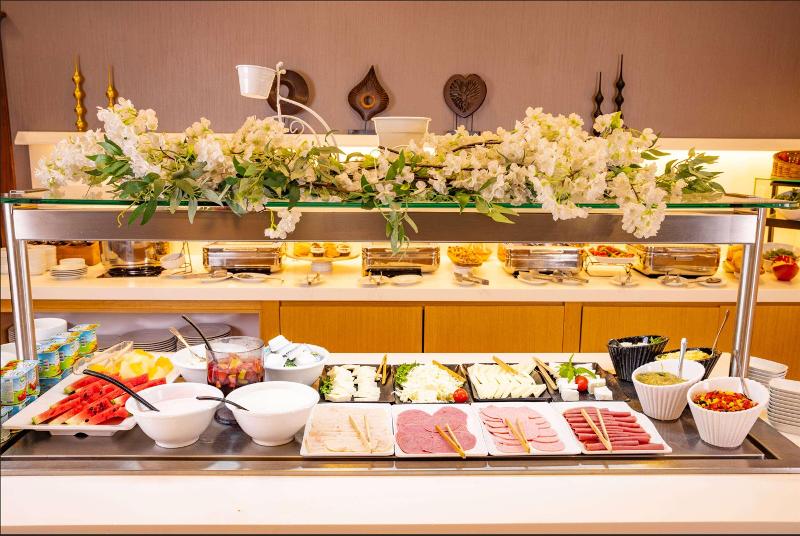 Ramada By Wyndham Istanbul Alibeykoy - Restoran
