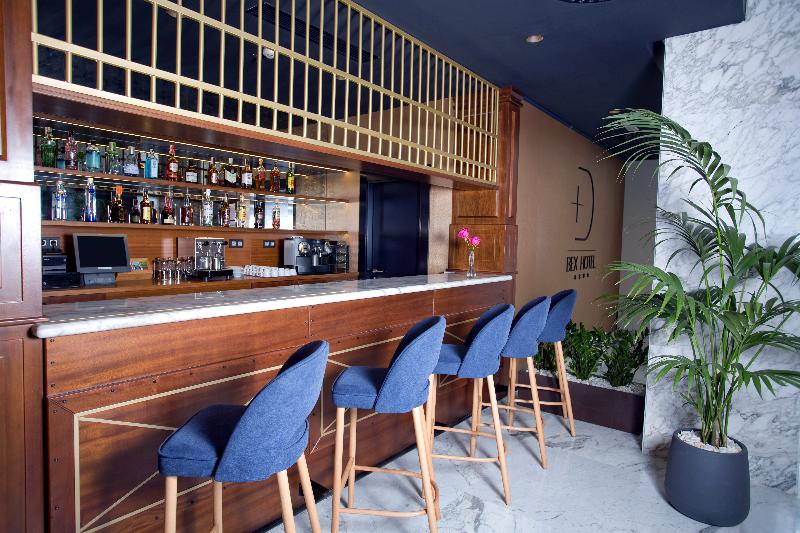 Design Plus Bex Hotel - Bar