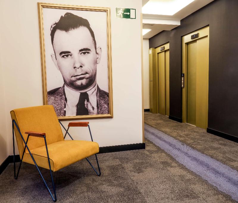 Design Plus Bex Hotel - Lobi